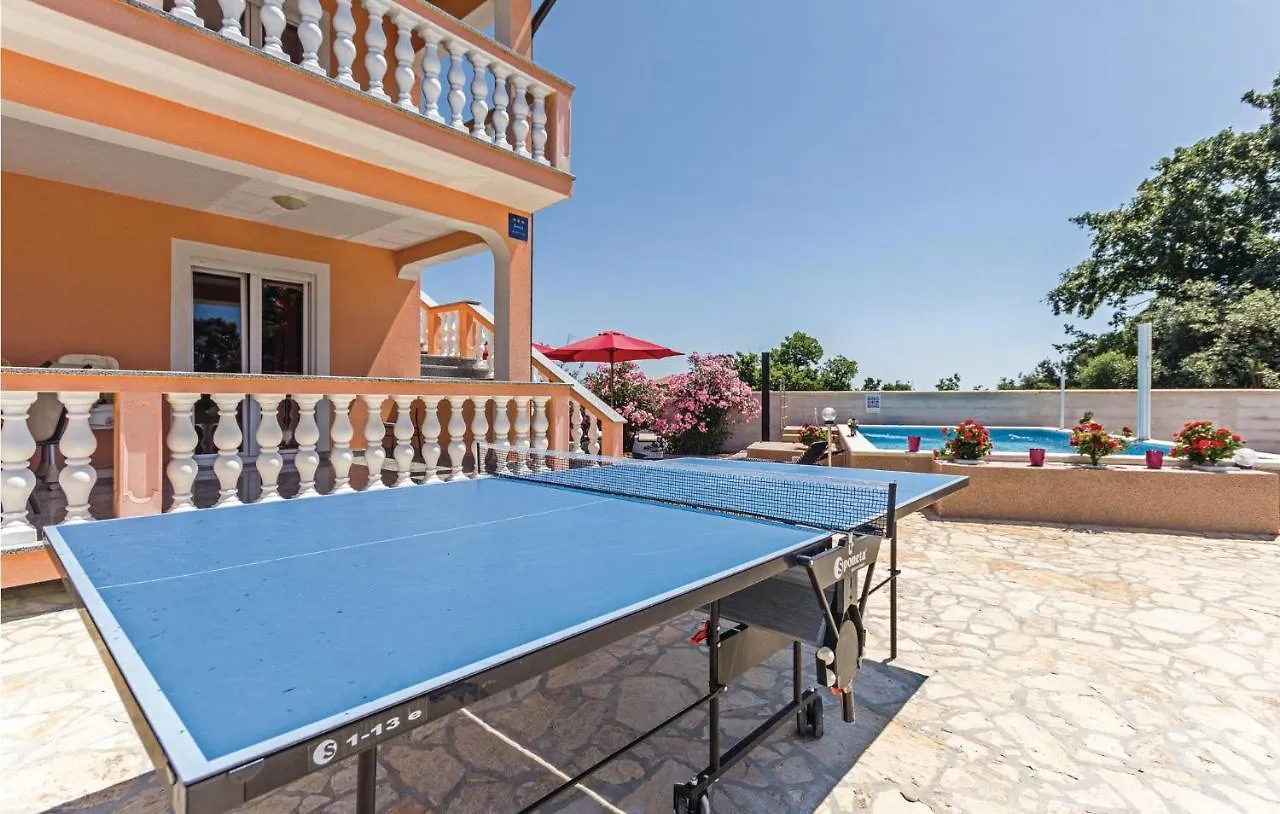 Cozy Home In Betiga With Outdoor Swimming Pool Barbariga
